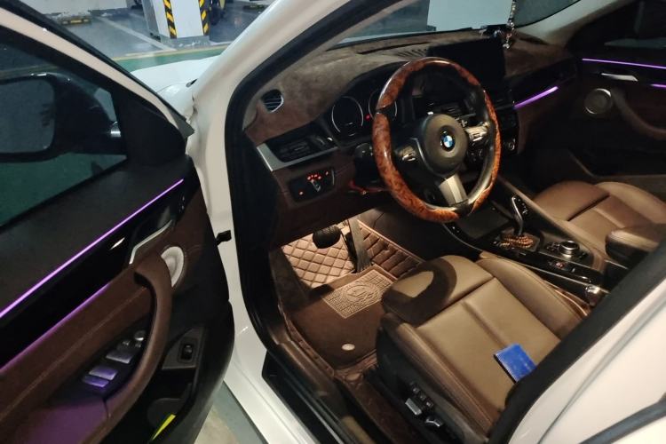 Used BMW X2 2022 sDrive25i M Sport Package Driver Seat