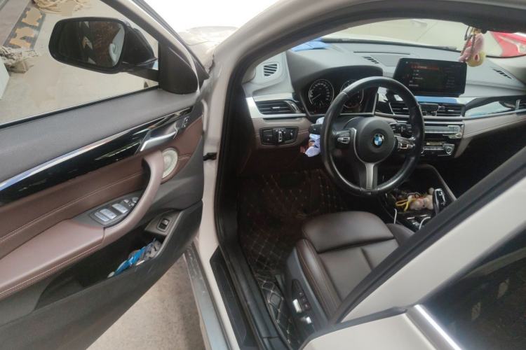 Used BMW X2 2022 sDrive25i M Sport Package Driver Seat