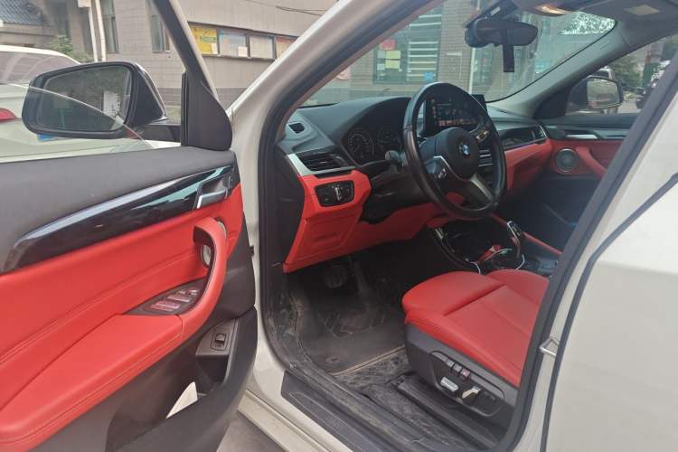 Used BMW X2 2022 sDrive25i M Sport Package Driver Seat
