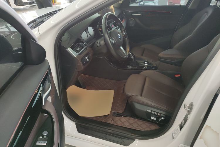 Used BMW X2 2022 sDrive25i M Sport Package Driver Seat