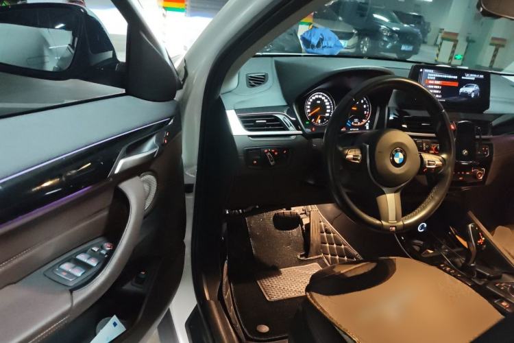 Used BMW X2 2022 sDrive25i M Sport Package Driver Seat