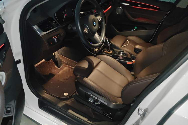 Used BMW X2 2022 sDrive25i M Sport Package Driver Seat