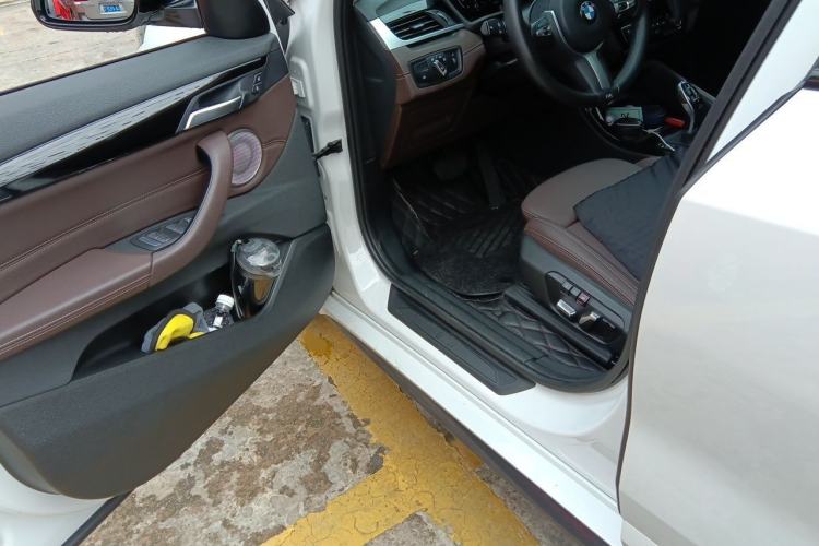 Used BMW X2 2022 sDrive25i M Sport Package Driver Seat