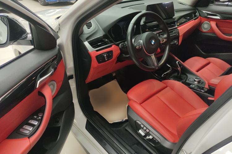 Used BMW X2 2022 sDrive25i M Sport Package Driver Seat