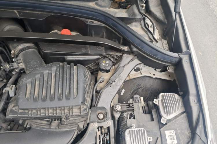 Used BMW X2 2022 sDrive25i M Sport Package Engine Bay Left