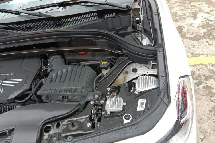Used BMW X2 2022 sDrive25i M Sport Package Engine Bay Left