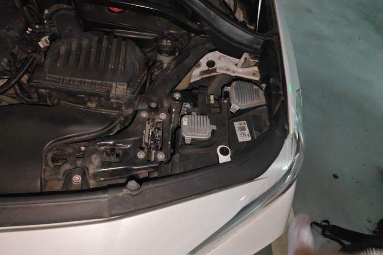 Used BMW X2 2022 sDrive25i M Sport Package Engine Bay Left