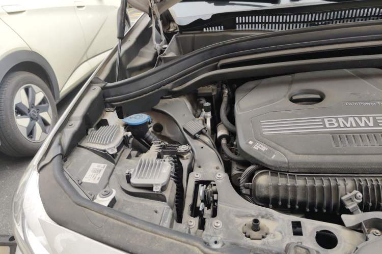 Used BMW X2 2022 sDrive25i M Sport Package Engine Bay Right