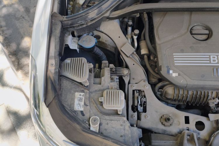 Used BMW X2 2022 sDrive25i M Sport Package Engine Bay Right