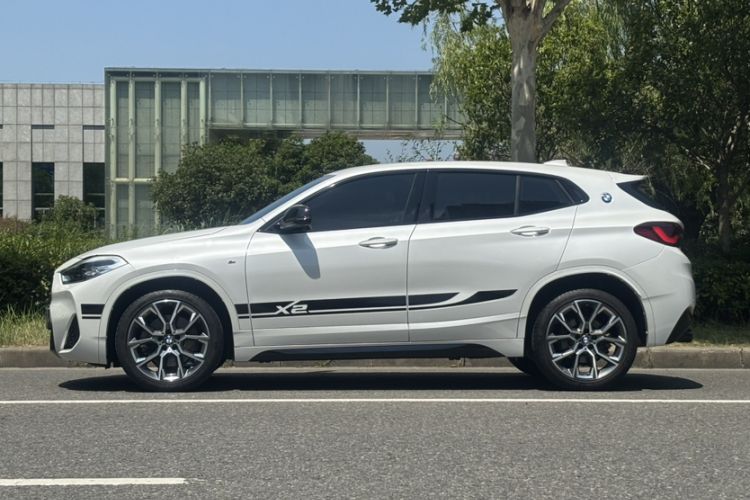 Used BMW X2 2022 sDrive25i Midnight Edition Exterior 10