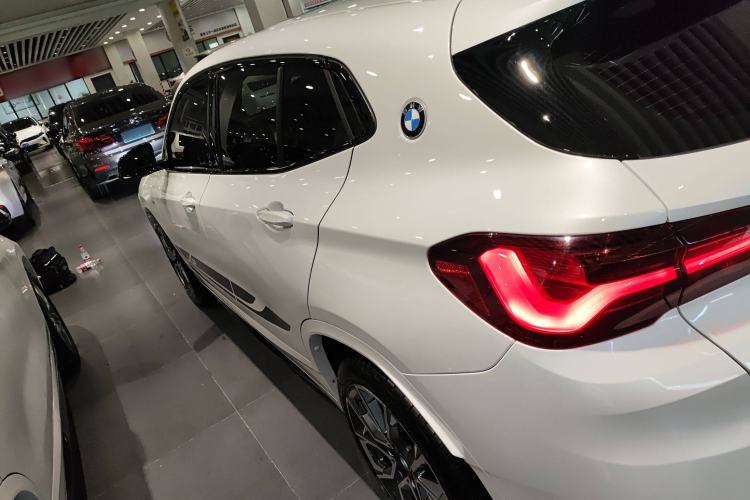 Used BMW X2 2022 sDrive25i Midnight Edition Exterior 2