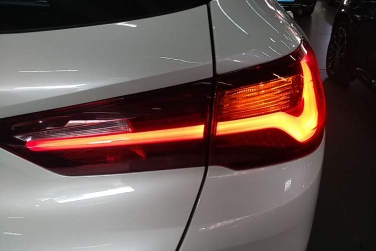 Used BMW X2 2022 xDrive25i Midnight Edition Exterior 3