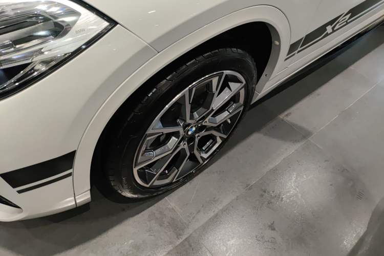Used BMW X2 2022 sDrive25i Midnight Edition Exterior 6