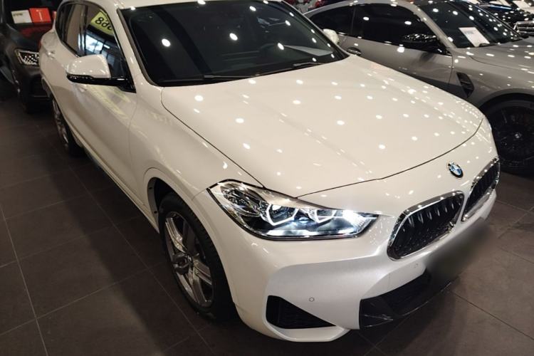 Used BMW X2 2022 sDrive25i M Sport Package Front Right 45 Deg