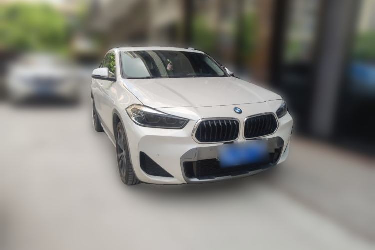 Used BMW X2 2022 sDrive25i M Sport Package Front Right 45 Deg