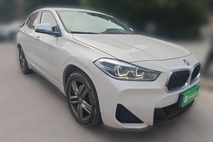 Used BMW X2 2022 sDrive25i M Sport Package Front Right 45 Deg