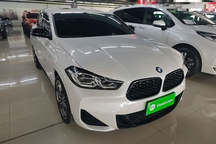 Used BMW X2 2022 xDrive25i Midnight Edition Front Right 45 Deg
