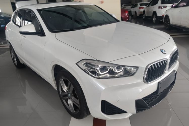 Used BMW X2 2022 sDrive25i M Sport Package Front Right 45 Deg