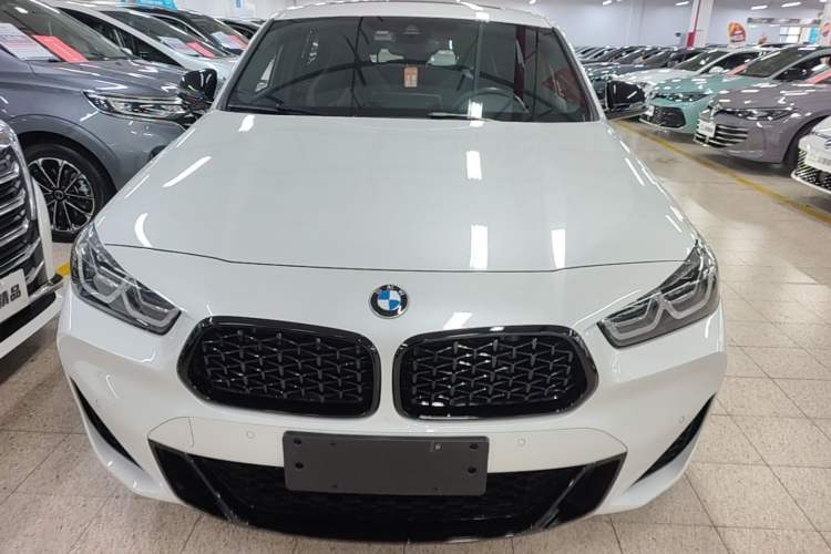 Used BMW X2 2022 xDrive25i Midnight Edition Front