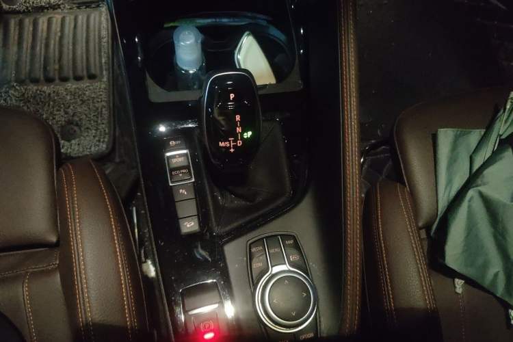 Used BMW X2 2022 xDrive25i Midnight Edition Gear Lever