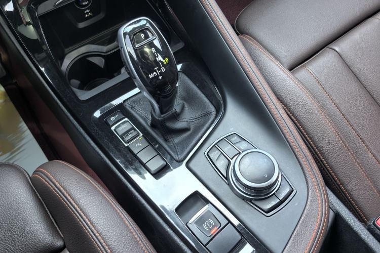 Used BMW X2 2022 sDrive25i Midnight Edition Gear Lever