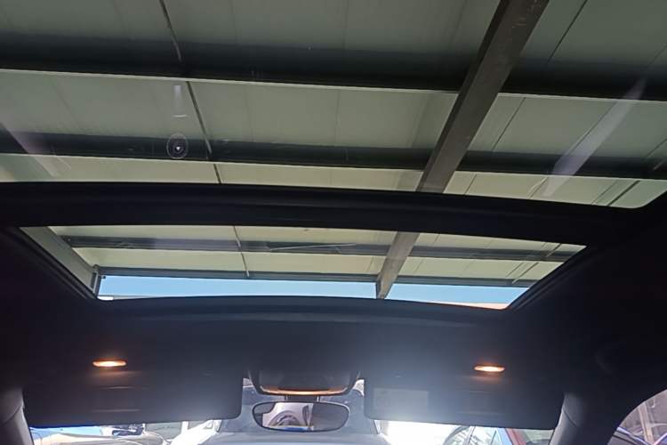 Used BMW X2 2022 sDrive25i Midnight Edition Headliner