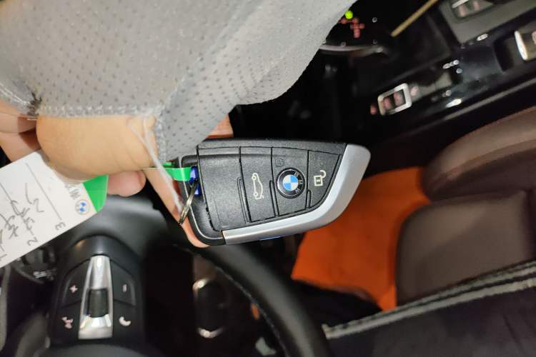 Used BMW X2 2022 sDrive25i Midnight Edition Interior 1