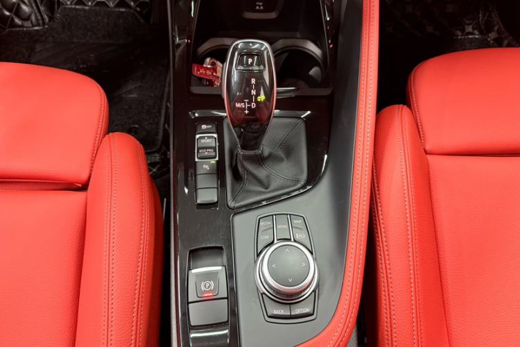 Used BMW X2 2022 sDrive25i M Sport Package Interior 2