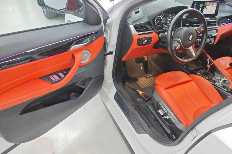 Used BMW X2 2022 sDrive25i M Sport Package Interior 3
