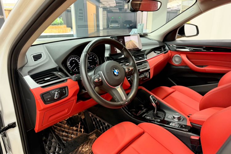 Used BMW X2 2022 sDrive25i M Sport Package Interior 3