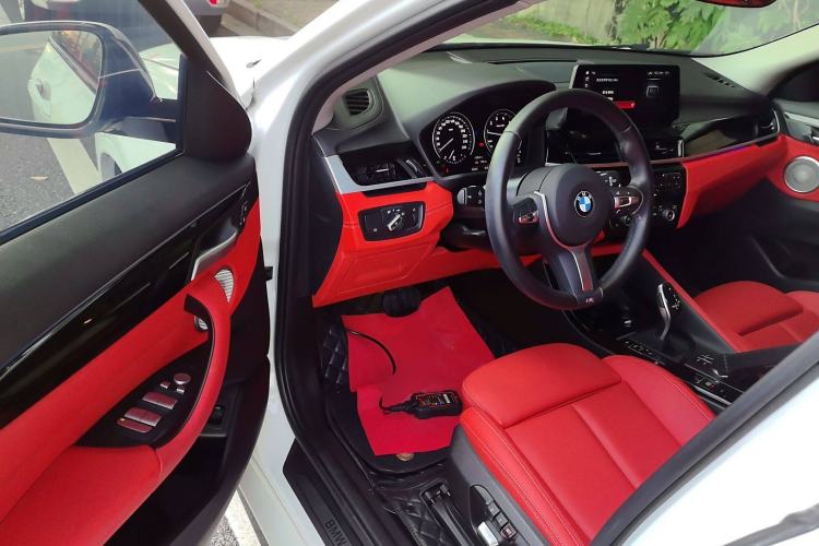 Used BMW X2 2022 sDrive25i M Sport Package Interior 3