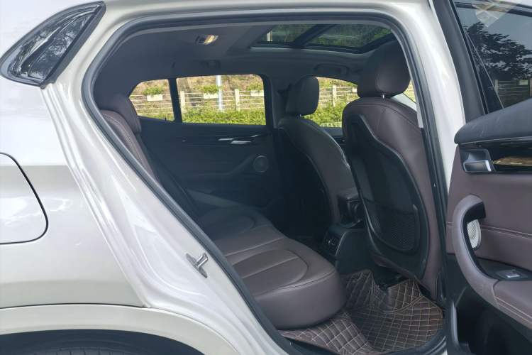 Used BMW X2 2022 sDrive25i M Sport Package Interior 3