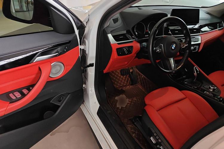 Used BMW X2 2022 sDrive25i M Sport Package Interior 3