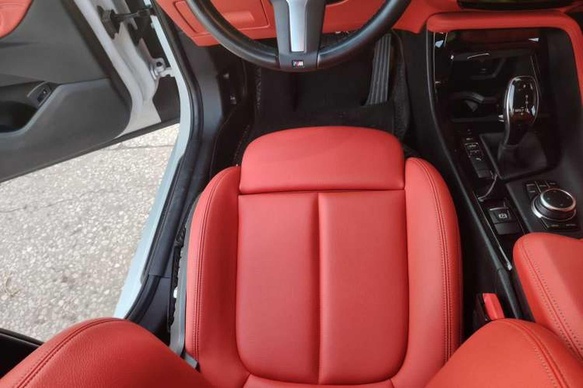 Used BMW X2 2022 sDrive25i M Sport Package Interior 4