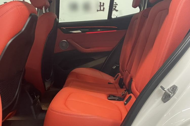 Used BMW X2 2022 sDrive25i M Sport Package Interior 4
