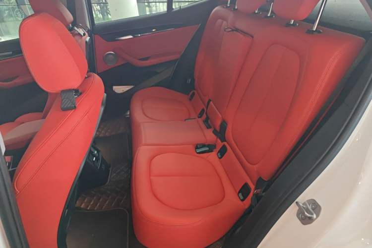 Used BMW X2 2022 sDrive25i M Sport Package Interior 4
