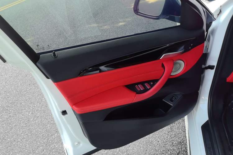 Used BMW X2 2022 sDrive25i M Sport Package Interior 7
