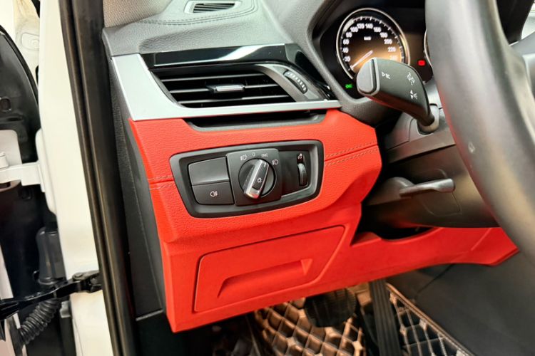 Used BMW X2 2022 sDrive25i M Sport Package Interior 8