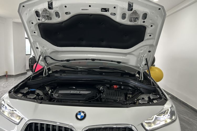 Used BMW X2 2022 sDrive25i M Sport Package Interior 8