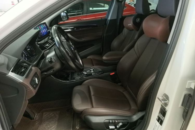 Used BMW X2 2022 sDrive25i M Sport Package Left Front Seat