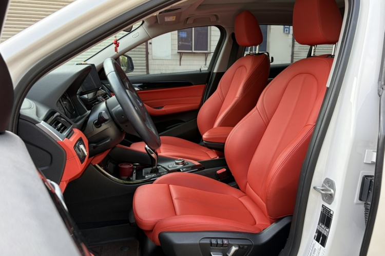 Used BMW X2 2022 sDrive25i M Sport Package Left Front Seat