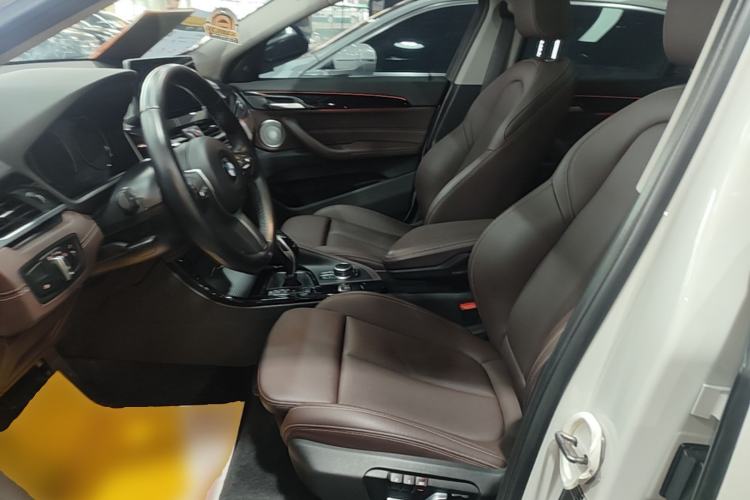 Used BMW X2 2022 sDrive25i M Sport Package Left Front Seat