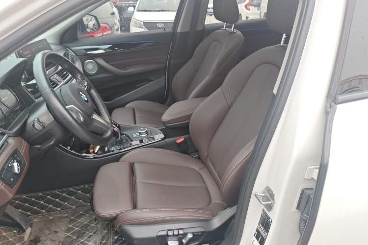 Used BMW X2 2022 sDrive25i M Sport Package Left Front Seat