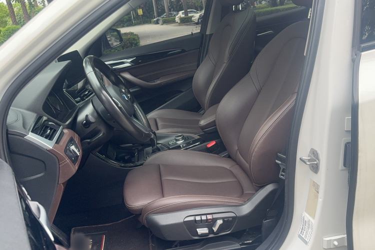 Used BMW X2 2022 sDrive25i M Sport Package Left Front Seat