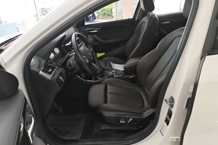 Used BMW X2 2022 sDrive25i M Sport Package Left Front Seat