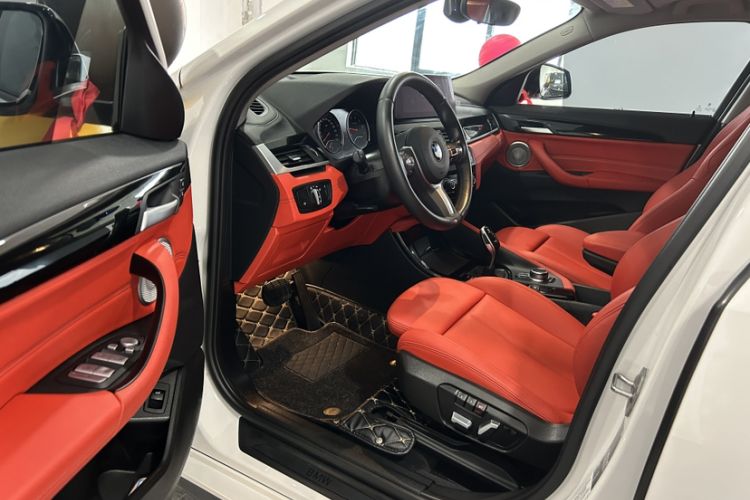 Used BMW X2 2022 sDrive25i M Sport Package Left Front Seat