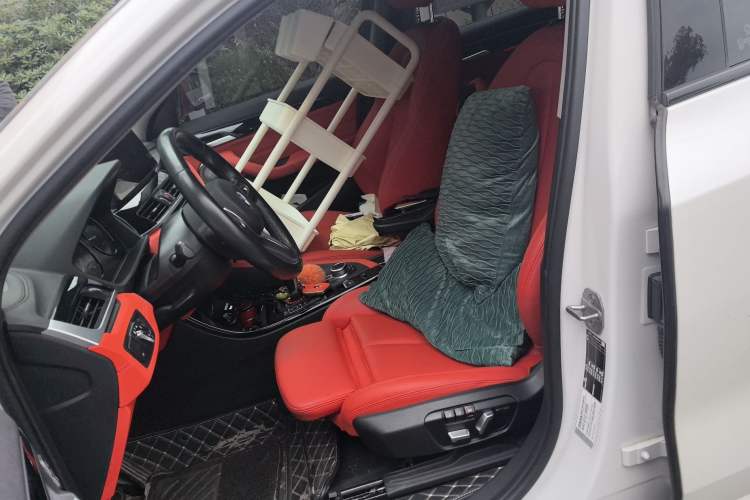 Used BMW X2 2022 sDrive25i M Sport Package Left Front Seat