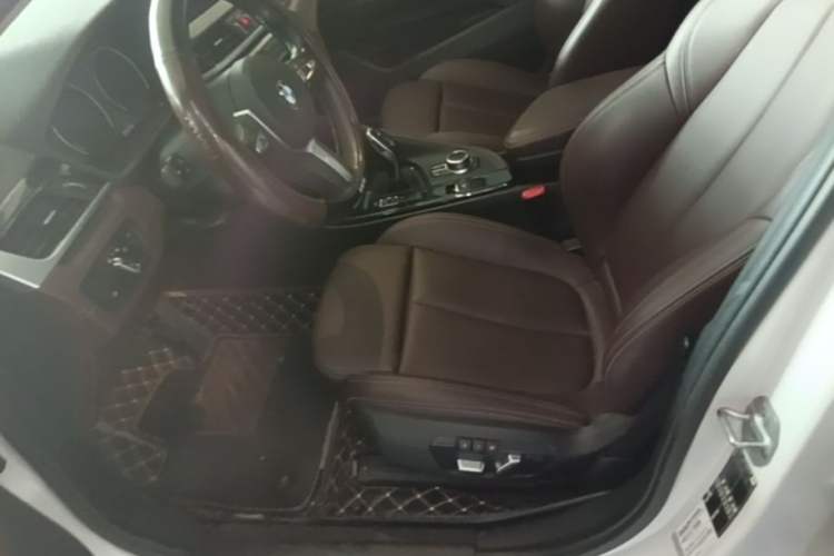 Used BMW X2 2022 sDrive25i M Sport Package Left Front Seat
