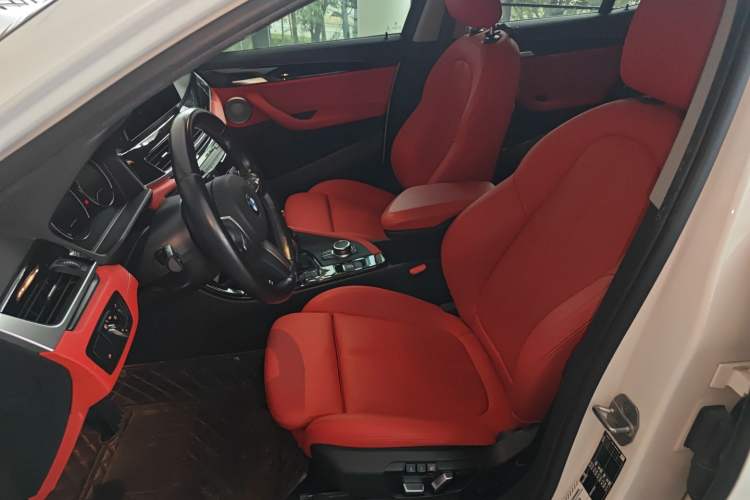 Used BMW X2 2022 sDrive25i M Sport Package Left Front Seat