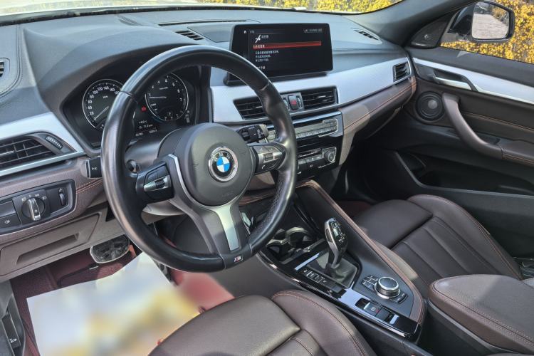 Used BMW X2 2022 sDrive25i Midnight Edition Left Front Seat